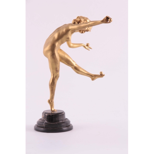 685 - CLAIRE JEANNE ROBERTE COLINET. AN ART DECO GILT PATINATED CAST BRONZE FIGURE depicting a nude girl j... 