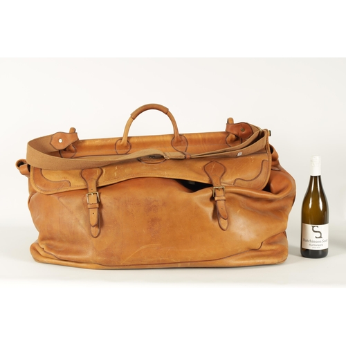 736 - A VERY GOOD QUALITY LARGE TAN LEATHER GLADSTONE STYLE BAG made by the French gunsmiths Gastinne Rene... 