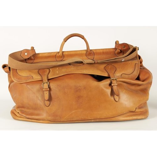 736 - A VERY GOOD QUALITY LARGE TAN LEATHER GLADSTONE STYLE BAG made by the French gunsmiths Gastinne Rene... 