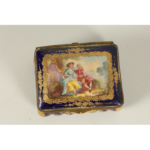 88 - AN 18TH CENTURY SEVRES STYLE PORCELAIN BOX with painted romantic figural country scene to the hinged... 