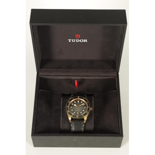 328 - A GENTLEMAN'S TUDOR BLACK BAY BRONZE AUTOMATIC WRIST WATCH reference no. 79250BA, fitted with the or... 