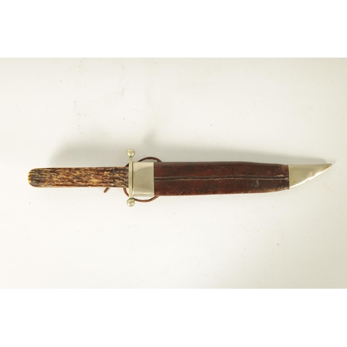 387 - AN ENGLISH STAG HORN HANDLED BOWIE KNIFE BY JOSEPH RODGERS & SONS, with a nickel guard and vacant ov... 