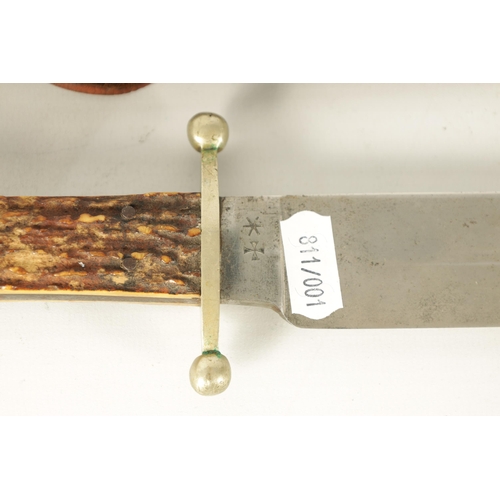 387 - AN ENGLISH STAG HORN HANDLED BOWIE KNIFE BY JOSEPH RODGERS & SONS, with a nickel guard and vacant ov... 