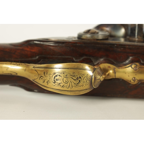 393 - AN EARLY 18TH CENTURY FRENCH 13 BORE FLINTLOCK SPORTING GUN SIGNED THIOSSIERE FRERES with 50