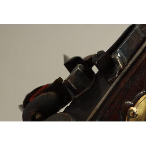 393 - AN EARLY 18TH CENTURY FRENCH 13 BORE FLINTLOCK SPORTING GUN SIGNED THIOSSIERE FRERES with 50