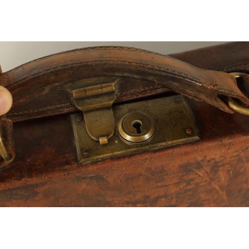 414 - A LEATHER BOUND SHOTGUN CASE BY JOSEPH LANG & SON, LONDON made for 'A.G. Duncan, THE BLACK WATCH' wi... 