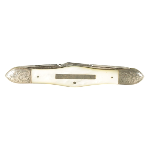 417 - AN EXHIBITION QUALITY MULTI BLADE MOTHER OF PEARL AND ENGRAVED STEEL PENKNIFE BY RODGERS fitted four... 