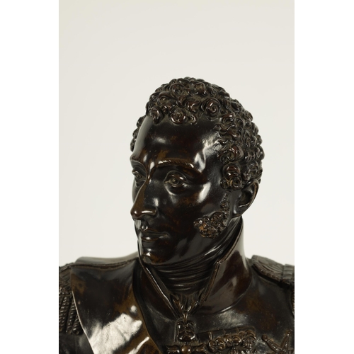 754 - AN EARLY 19TH CENTURY BRONZE BUST OF THE DUKE OF WELLINGTON on a sienna marble plinth with bronze co... 