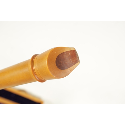 31 - A CASED WOBERLENDER ALTO RECORDER BY RICHARD PALM OF U.S.A. Made of boxwood with impressed makers ma... 