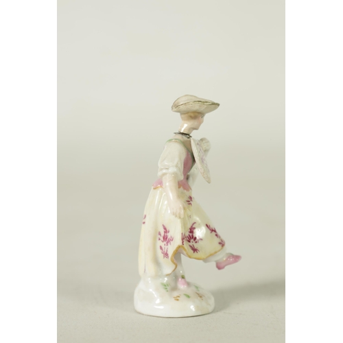 102 - AN 18TH CENTURY MEISSEN PURFUME BOTTLE AND STOPPER IN FITTED LEATHER CASE modelled as a standing cla... 