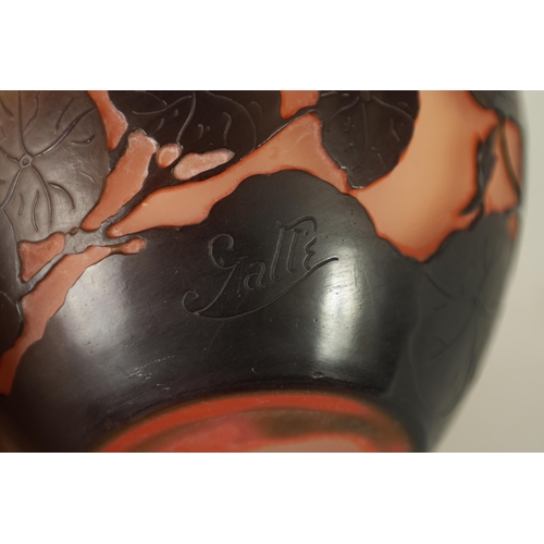 8 - EMILE GALLE (1846-1904). AN ART NOVEAU THREE COLOUR FIRE POLISHED CAMEO GLASS VASE decorated with fl... 