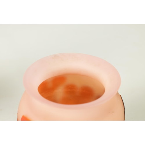 8 - EMILE GALLE (1846-1904). AN ART NOVEAU THREE COLOUR FIRE POLISHED CAMEO GLASS VASE decorated with fl... 