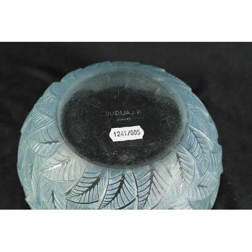 4 - R. LALIQUE, AN OPALESCENT AND BLUE STAINED ‘ORMEAUX’ GLASS BOWL wheel engraved signiature to centre ... 