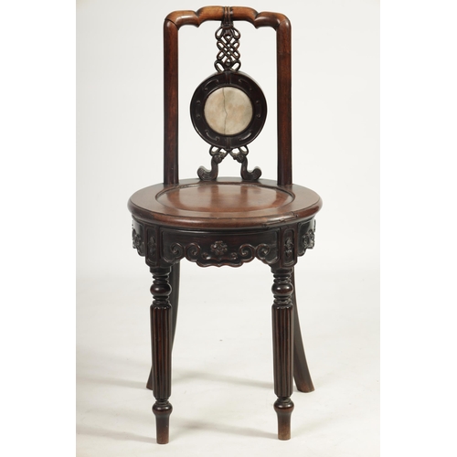 182 - AN UNUSUAL 19TH CENTURY ANGLO CHINESE HARDWOOD SIDE CHAIR the circular panelled seat with scroll and... 