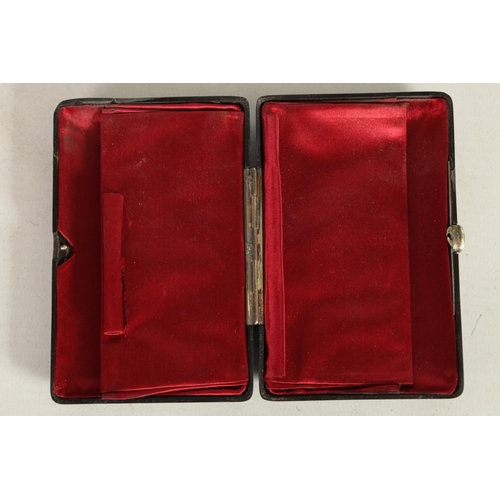 279 - A FINE 19TH CENTURY FRENCH TORTOISESHELL AND SILVER MOUNTED LADIES CASED COMPENDIUM SET the red velv... 