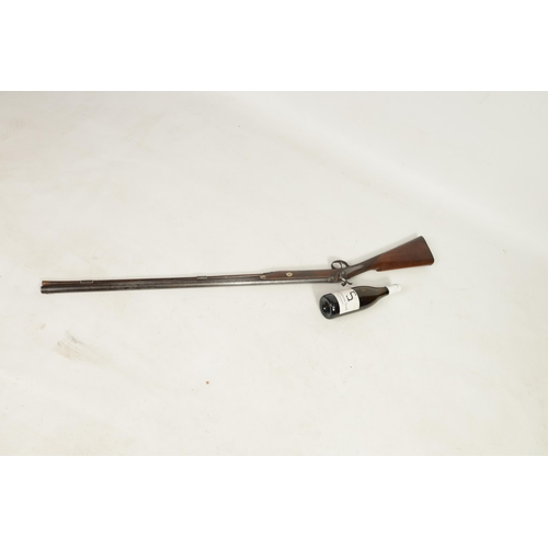 368 - A 19TH CENTURY PERCUSSION SPORTING GUN on walnut half stock with chequered grip, engraved steel lock... 