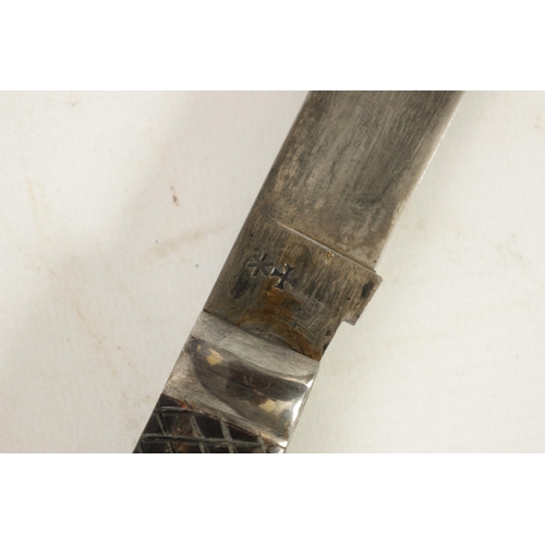 377 - A 20TH CENTURY OVERSIZED FOLDING KNIFE bearing stamp of 'JOSEPH RODGERS & SONS' to the blade, with e... 