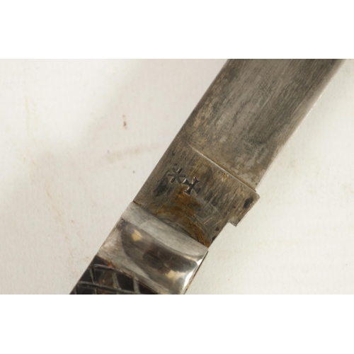 377 - A 20TH CENTURY OVERSIZED FOLDING KNIFE bearing stamp of 'JOSEPH RODGERS & SONS' to the blade, with e... 