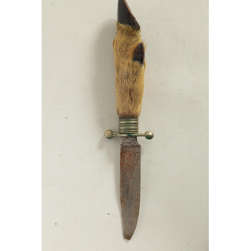 377 - A 20TH CENTURY OVERSIZED FOLDING KNIFE bearing stamp of 'JOSEPH RODGERS & SONS' to the blade, with e... 