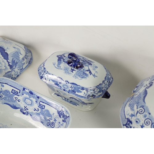 39 - A 19TH CENTURY BLUE AND WHITE MASON'S IRONSTONE BLUE AND WHITE DINNER SERVICE comprising of a gradua... 