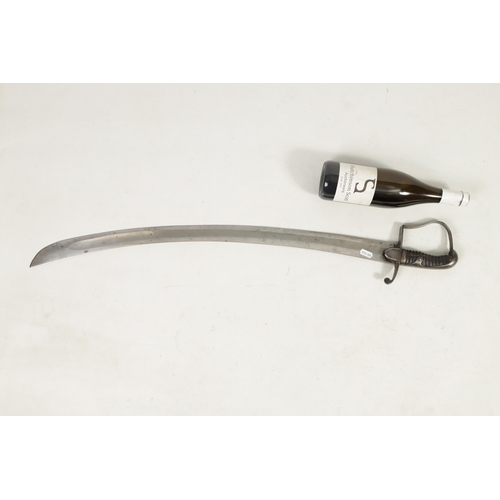 393 - A LIGHT DRAGOON TROOPER’S 1796 PATTERN SWORD with broad curved blade stamped 'Osborn' to the top fla... 