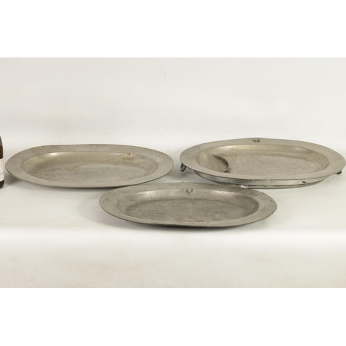 443 - A SELECTION OF 22 18TH AND 19TH CENTURY OVAL AND CIRCULAR PEWTER DISHES/MEAT PLATES comprising a the... 