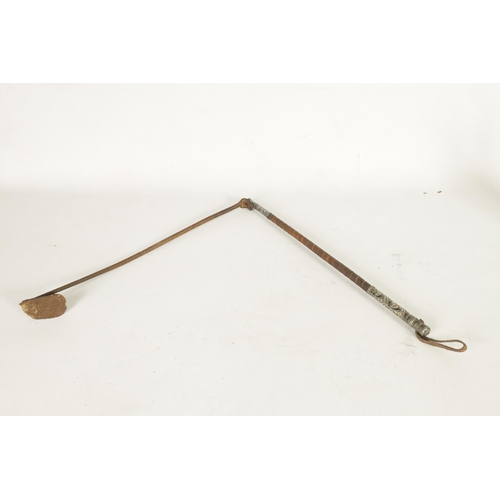 450 - AN EARLY 19TH CENTURY CAUCASIAN SILVER NIELLO AND LEATHER-BOUND FOLDING RIDING CROP the mounts with ... 