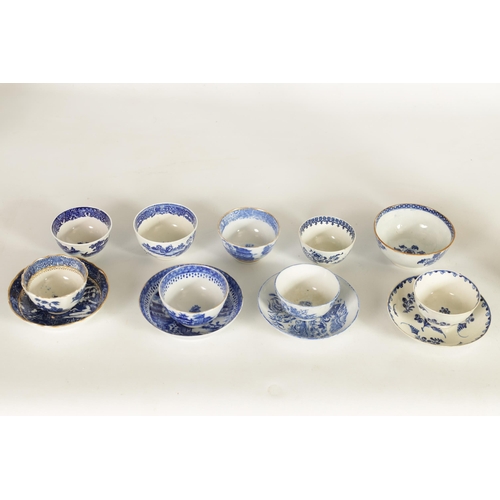 60 - A COLLECTION OF 18TH CENTURY BLUE AND WHITE CAUGLEY AND OTHER TEA BOWLS AND SAUCERS of varying patte... 