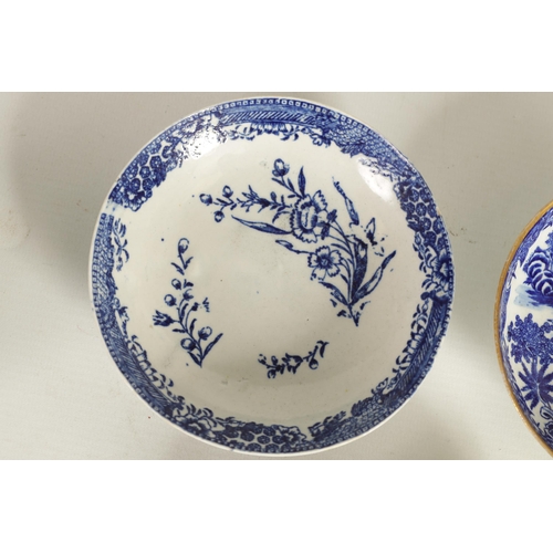 69 - AN 18TH CENTURY WORCESTER PORCELAIN TEA BOWL AND SAUCER decorated in the 'Bandstand' pattern within ... 