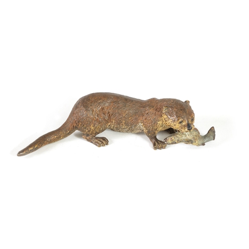 530 - A LATE 19TH-CENTURY BERGMAN COLD-PAINTED BRONZE SCULPTURE OF AN OTTER stamped beneath (17cm wide 4cm... 