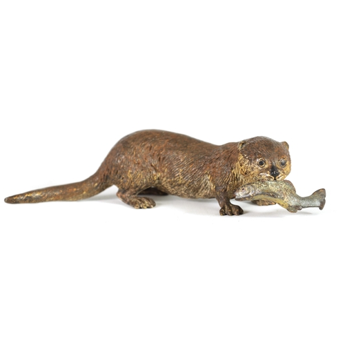 530 - A LATE 19TH-CENTURY BERGMAN COLD-PAINTED BRONZE SCULPTURE OF AN OTTER stamped beneath (17cm wide 4cm... 