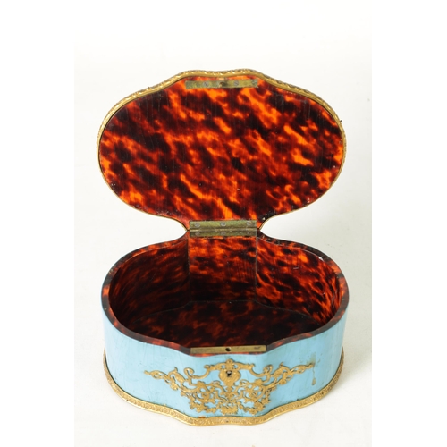 553 - A 19TH CENTURY FRENCH LACQUERWORK, TORTOISESHELL, MOTHER OF PEARL AND ORMOLU MOUNTED SHAPED TABLE CA... 