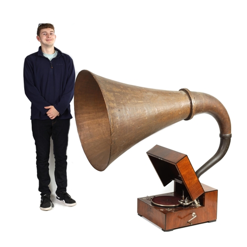 595 - A RARE 1930’S OVERSIZED E.M.G. MARK XB GRAMOPHONE having a large quarter veneered walnut and ebony c... 