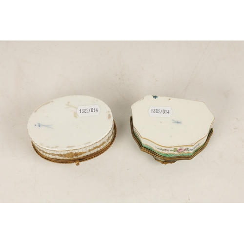 39 - TWO 19TH CENTURY MEISSEN STYLE PORCELAIN BOXES the oval example with a gilt rose spray body band on ... 