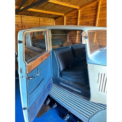 109 - A 1933 ROLLS-ROYCE 20/25 LIMOUSINE Registration no. WAS 268. Finished in a two-tone cream and baby b... 