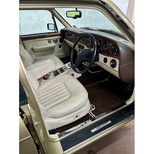 110 - A 1993 ROLLS-ROYCE SILVER SPIRIT II. 6750cc V8. Registration no. K699 SAB. Finished in gold, this Si... 