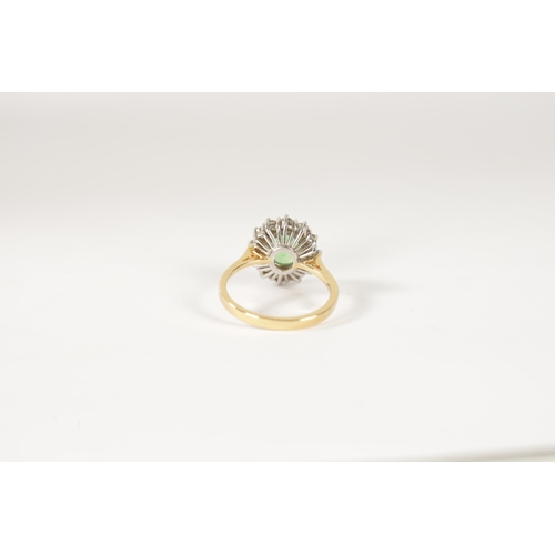 190 - AN 18CT.750 HALLMARKED YELLOW GOLD CLUSTER SET PERIDOT AND DIAMOND DRESS RING the centre oval facete... 