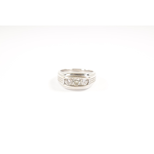 204 - A GENTLEMAN’S 18CT WHITE GOLD THREE STONE DIAMOND RING having a row of three flush set brilliant cut... 