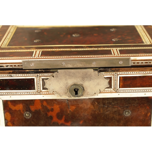 352 - A FINE 17TH CENTURY ANGLO PORTUGUESE TORTOISESHELL AND IVORY PANELLED TABLE CASKET OF LARGE SIZE wit... 