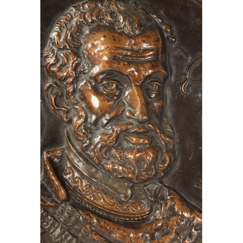 458 - A LATE 19TH CENTURY CAST BRONZE CIRCULAR HANGING PLAQUE OF CHARLES QUINT having brown patination (57... 