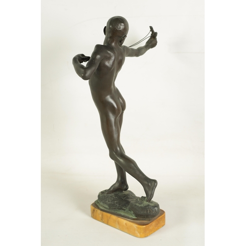 469 - SIR WILLIAM REID DICK (1879 - 1961) AN EARLY 20TH CENTURY BRONZE FIGURE “SLINGSHOT BOY” depicting a ... 