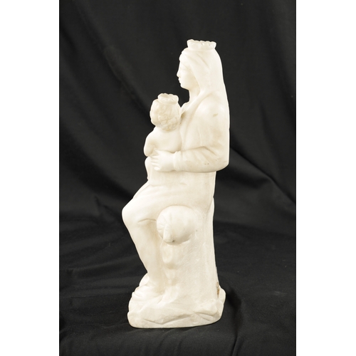 125 - A 17TH CENTURY CARVED WHITE MARBLE SCULPTURE OF MADONNA AND CHILD (38cm high)