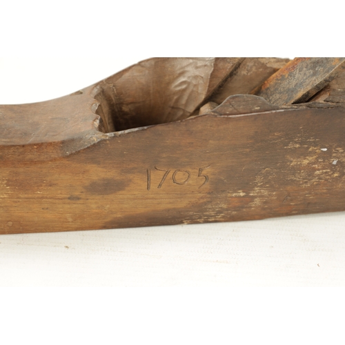 230 - A RARE EARLY 18TH CENTURY WOODEN PLANE dated 1705 and initialled G P (25cm overall)