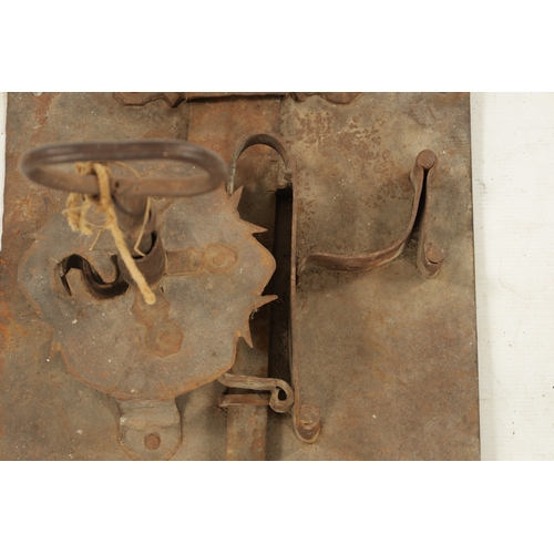 351 - AN EARLY 18TH CENTURY IRON LOCK AND KEY OF LARGE SIZE (48cm wide 34cm deep)