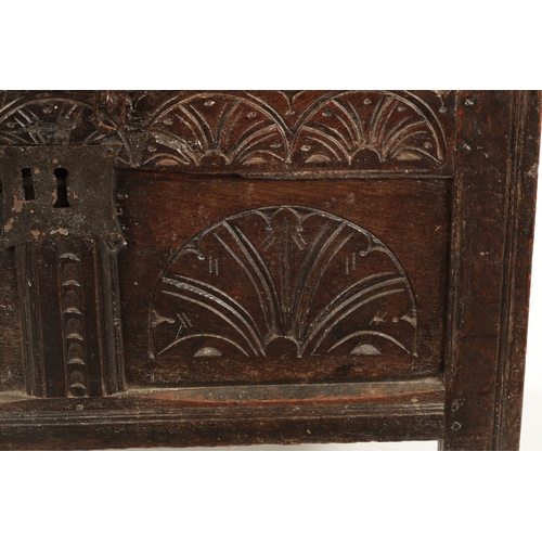 418 - A GOOD SMALL LATE 17TH CENTURY OAK PANELLED COFFER with arcaded carved front (82cm wide 45cm deep 57... 