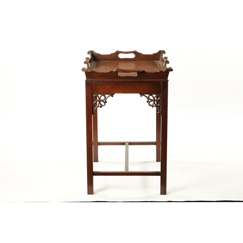 6 - A REPRODUCTION CHIPPENDALE STYLE MAHOGANY TRAY ON STAND (58cm wide 46cm deep 68cm high)