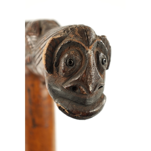 77 - A RARE TWO HEADED GROTESQUE 19TH CENTURY AFRICAN WALKING STICK (89cm overall)