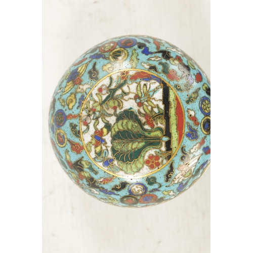 492 - A 19TH CENTURY CHINESE CLOISONNE ENAMEL LIDDED BOX with floral decoration (10cm diameter 7cm high )