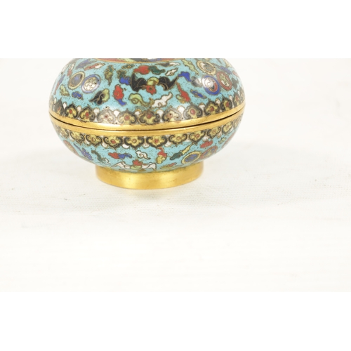 492 - A 19TH CENTURY CHINESE CLOISONNE ENAMEL LIDDED BOX with floral decoration (10cm diameter 7cm high )