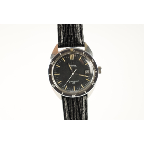 641 - A GENTLEMAN’S 1960'S OMEGA SEAMASTER 120 DIVER'S AUTOMATIC STAINLESS STEEL WRISTWATCH having a black... 